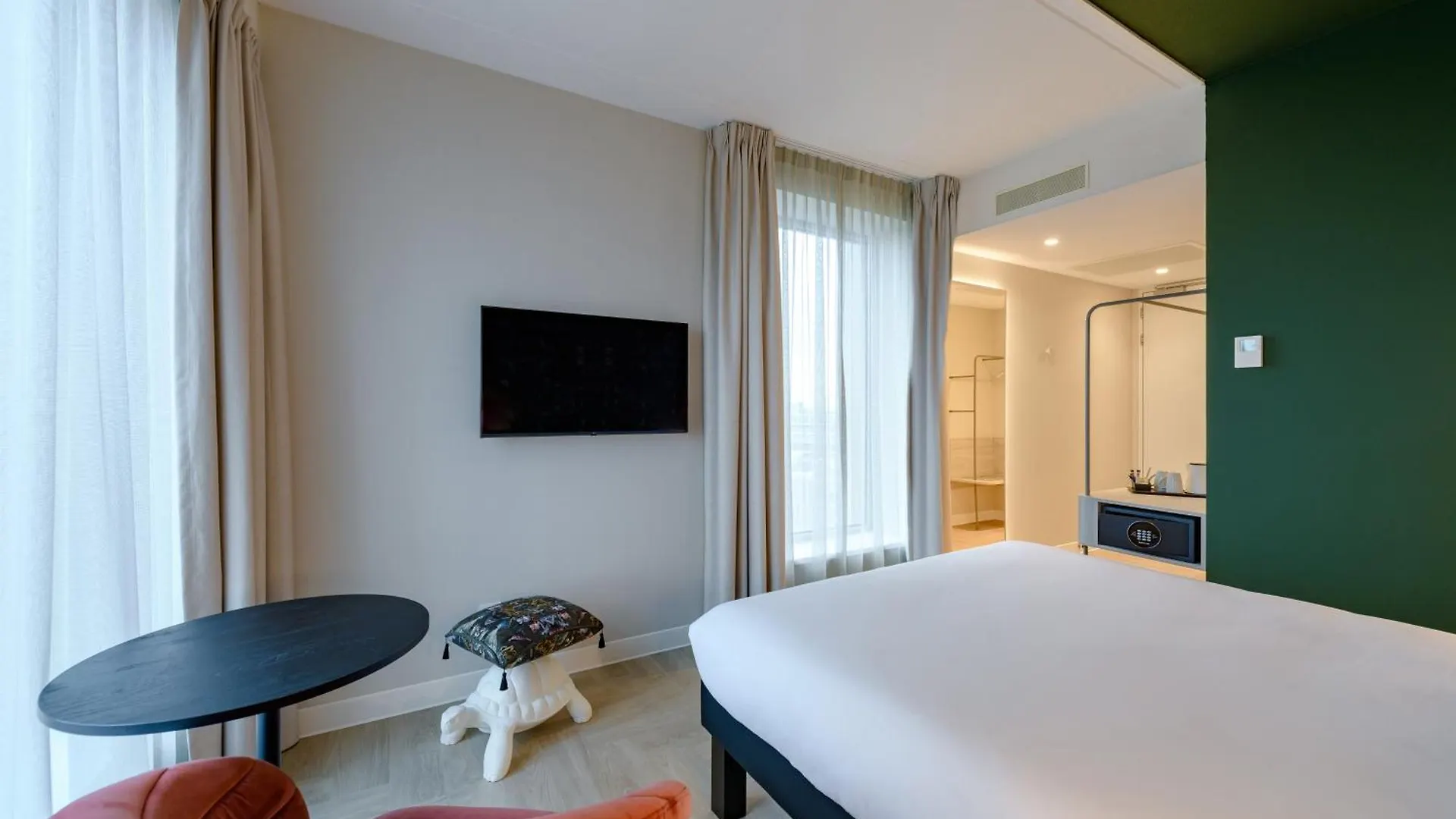 Ibis Styles Rotterdam Ahoy Hotel