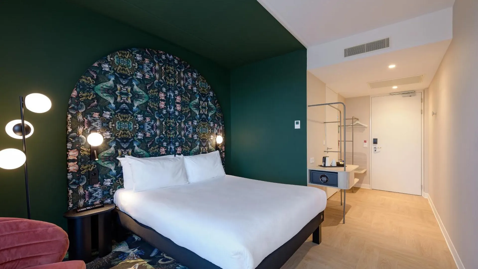 Ibis Styles Rotterdam Ahoy Hotel