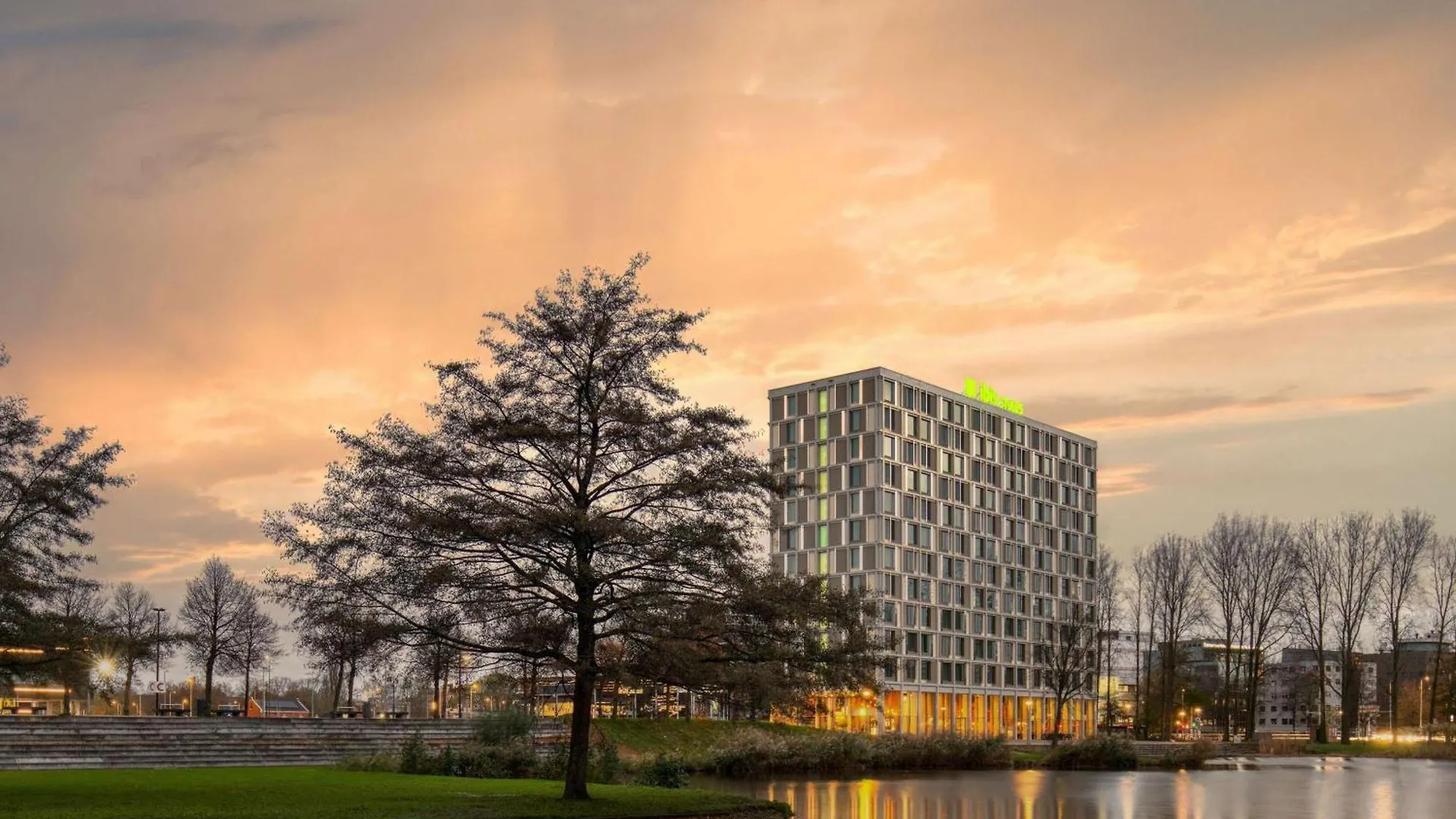 Ibis Styles Rotterdam Ahoy Hotel